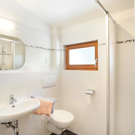 Bed & Breakfast Haus Rosengarten Tirolo