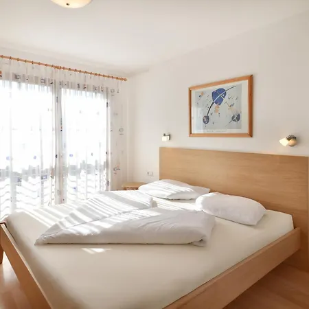Bed & Breakfast Haus Rosengarten Tirolo