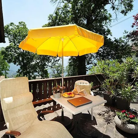Haus Rosengarten Bed & Breakfast *